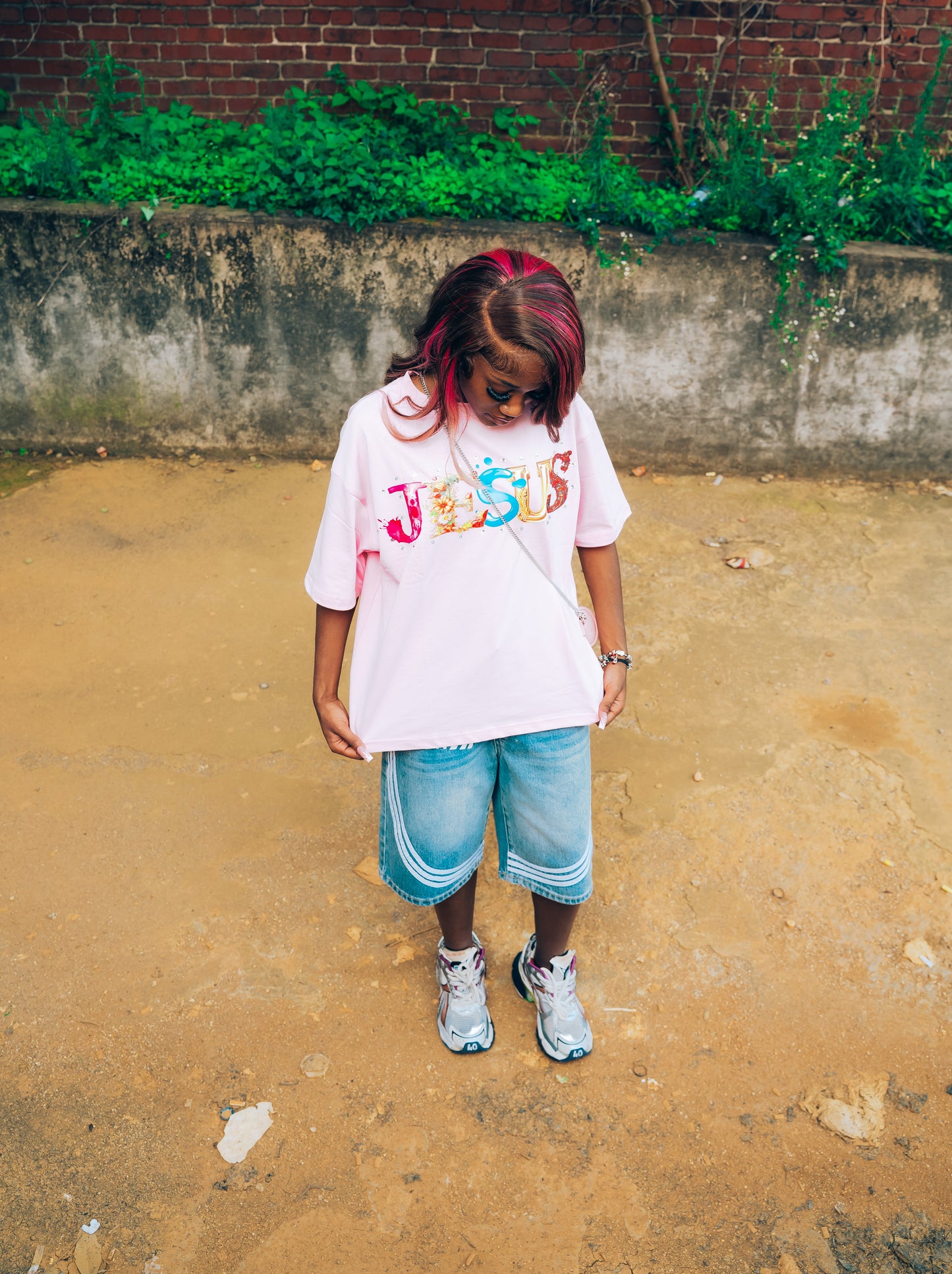 J.I.N.A.T Tee Pink